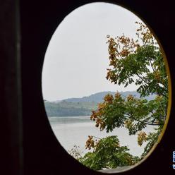 三峡“盆景”石宝寨