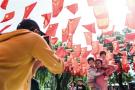 北京：假期首日重点景区迎客119万人次