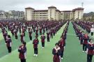 钟华论：将改革开放进行到底
