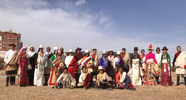刚察藏族服饰。刚察县委宣传部供图