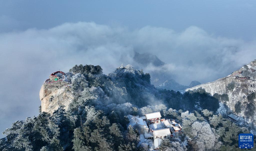 雪霁华山