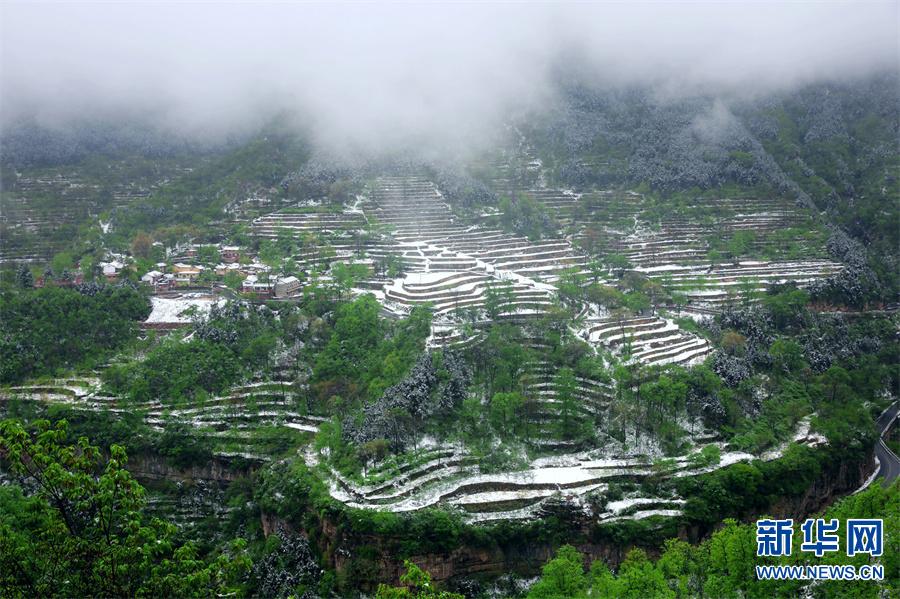 河南林州：春雪映太行 美景如画卷
