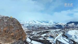 雪绘祁连山