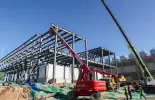 新春走基层丨这些“红火”守护着千里之外的“年味”