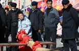 新春走基层｜你敢信？万人拔河仅用一根绳