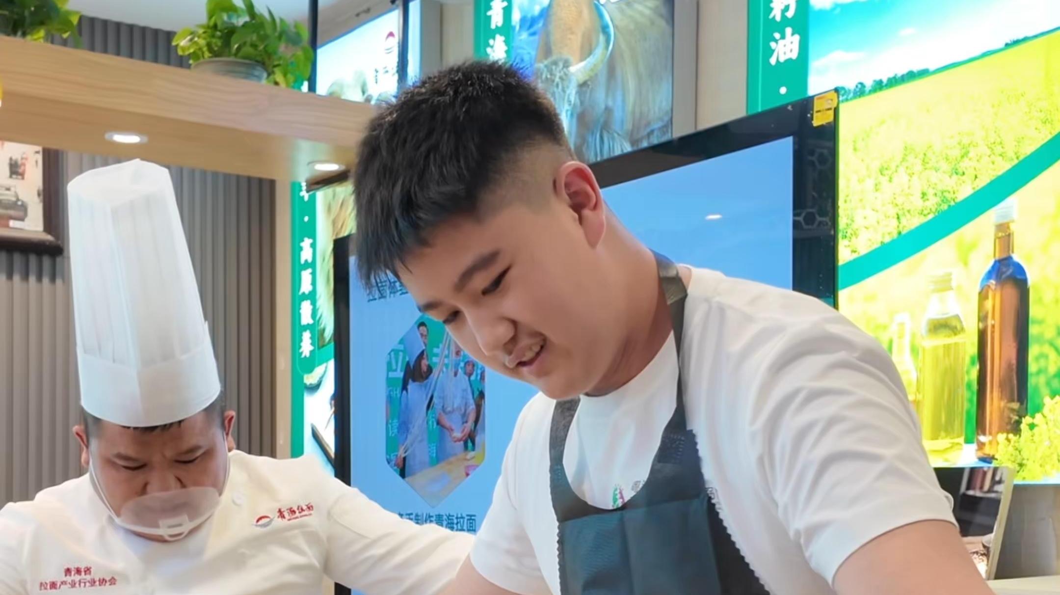 澳门青少年的拉面初体验
