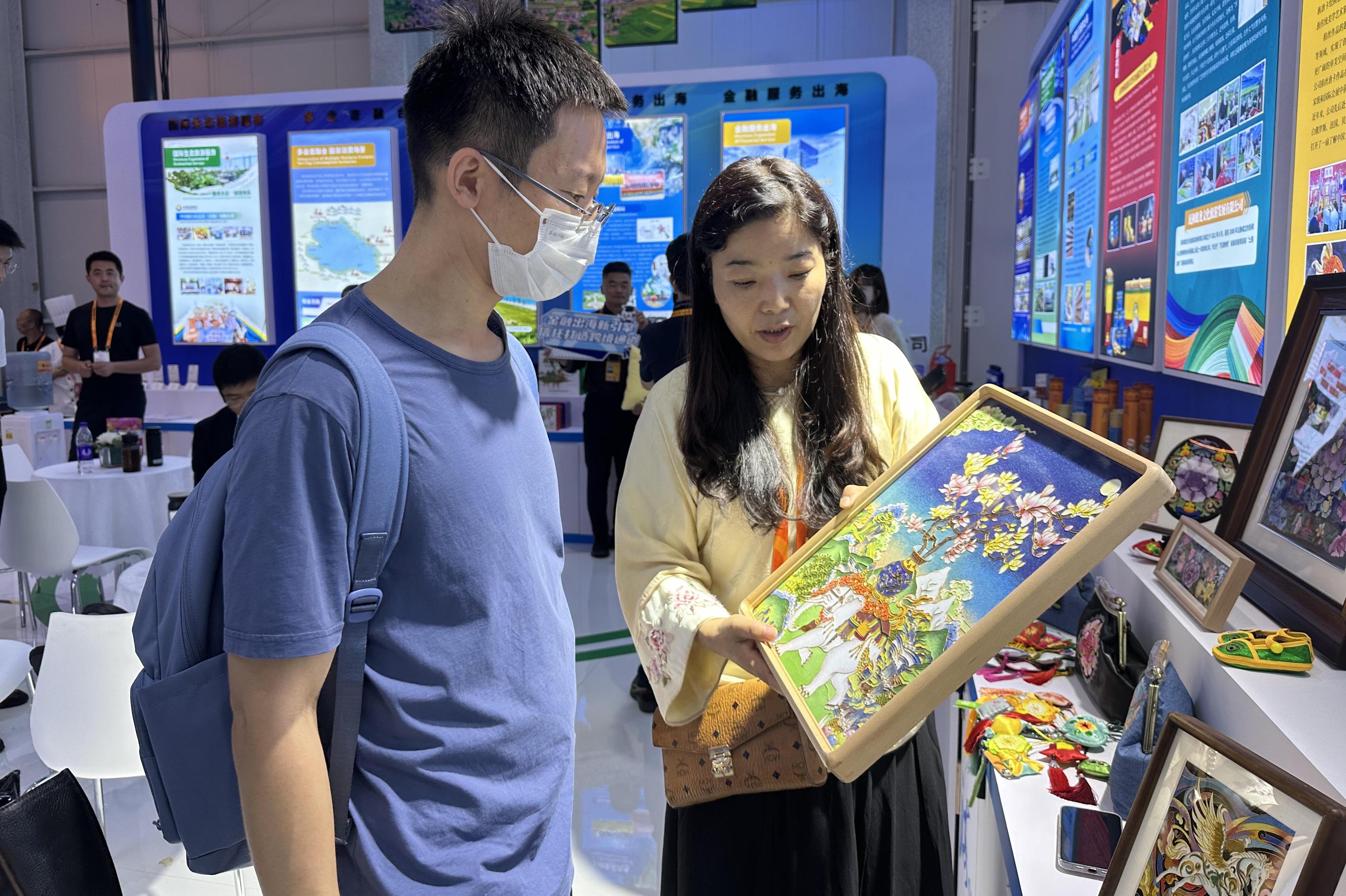 服贸会·青海进行时｜高原特色亮眼 “青字号”吸睛
