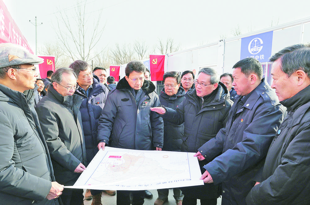李强在甘肃、青海地震灾区检查指导受灾群众过冬安置和灾后恢复重建等工作