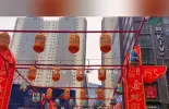 【新春走基层·回家过年】快来“老字号集市”一站式办年货啦！
