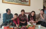 【新春走基层·温暖进万家】一家人围坐 最是好时光