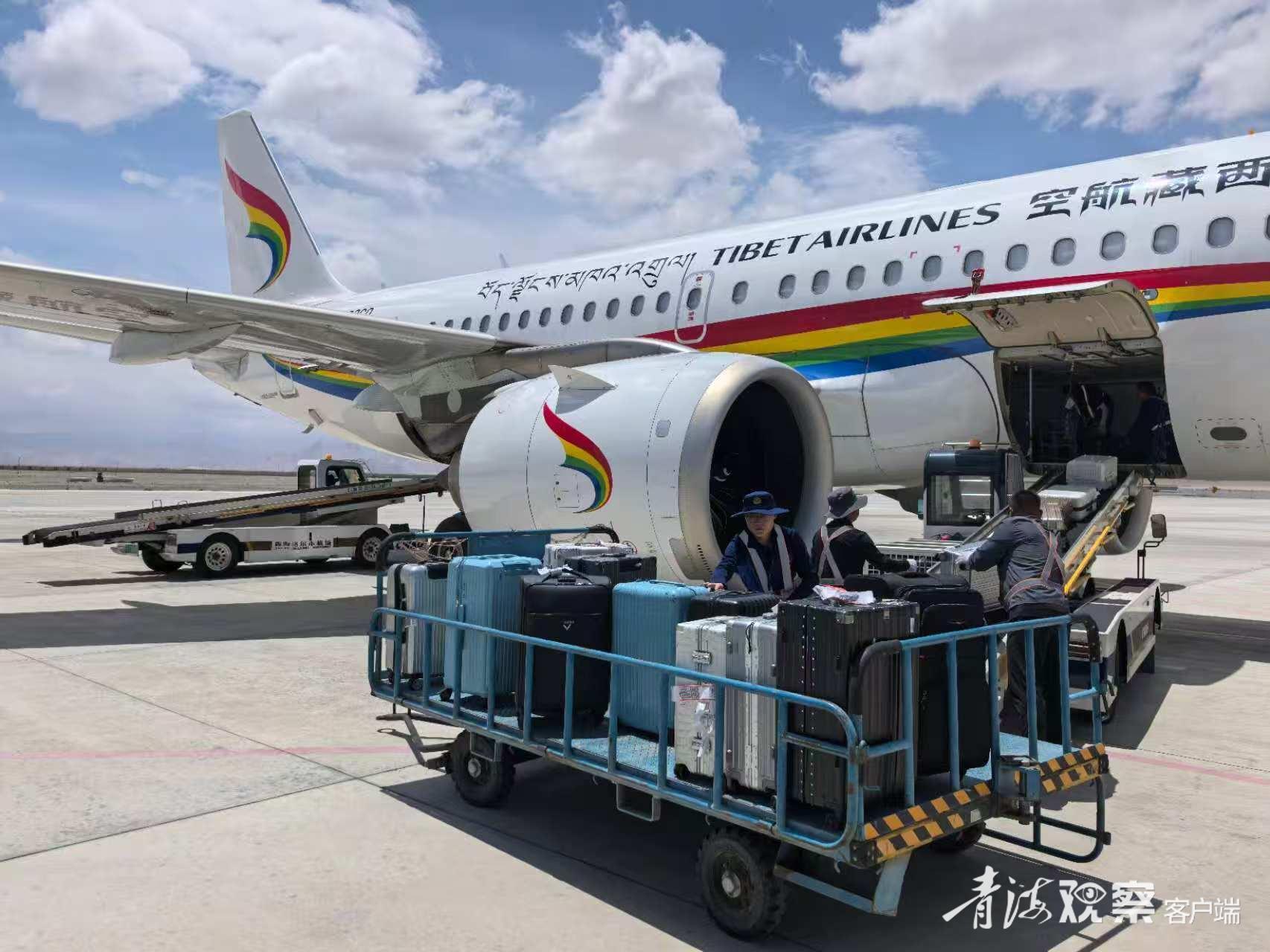 格尔木机场 “货”力全开